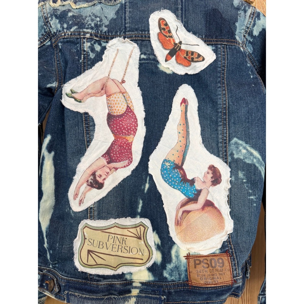 Circus Pin-Up Patchwork Denim Jacket | Distressed |‎ Large - Picture 5 of 16